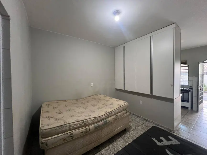 Kitnet com 1 quarto para alugar, 32m2 em Cidade Universitária, Anapolis - GO - imagem 3 Foto 3 de Kitnet com 1 quarto para alugar, 32m2 em Cidade Universitária, Anapolis - GO