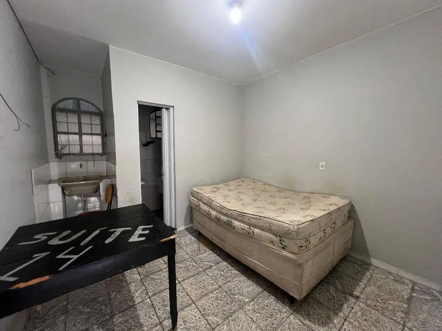 Kitnet com 1 quarto para alugar, 32m2 em Cidade Universitária, Anapolis - GO - imagem 2 Foto 2 de Kitnet com 1 quarto para alugar, 32m2 em Cidade Universitária, Anapolis - GO