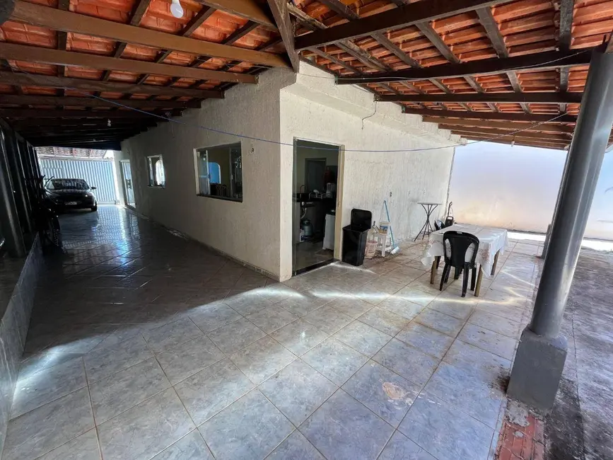 Foto 4 de Casa com 3 quartos à venda, 300m2 em Residencial Veneza, Anapolis - GO