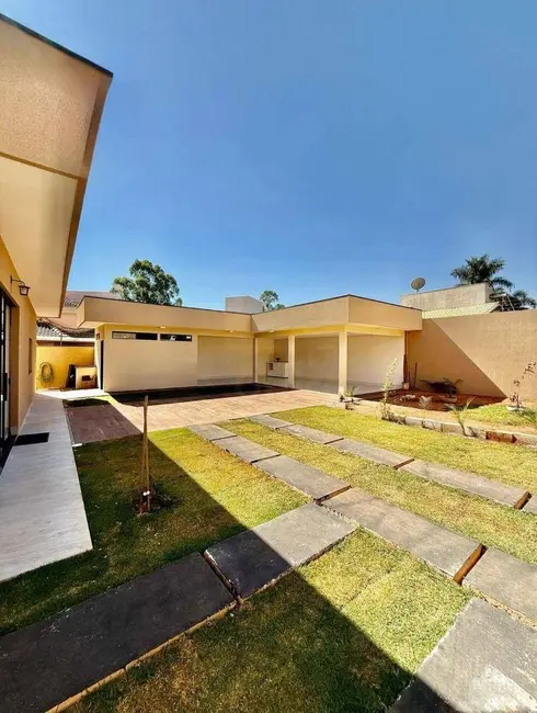 Foto 1 de Casa com 3 quartos à venda, 523m2 em Anápolis City, Anapolis - GO