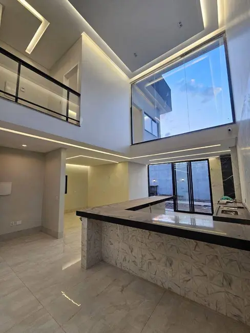 Foto 5 de Sobrado com 4 quartos à venda, 360m2 em Anápolis City, Anapolis - GO