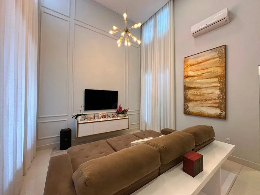 Foto 2 de Sobrado com 4 quartos à venda, 420m2 em Condomínio Residencial Belas Artes, Anapolis - GO