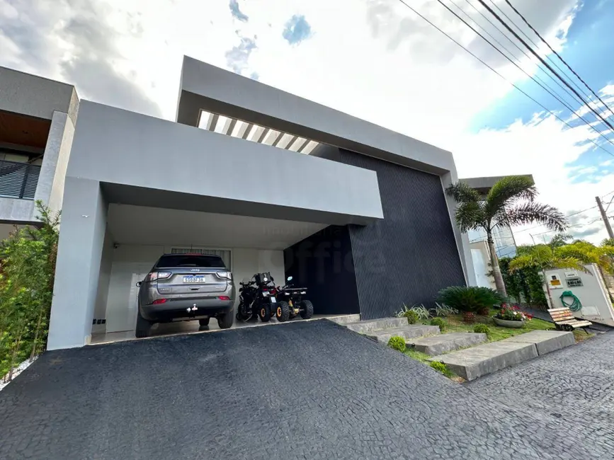 Foto 1 de Sobrado com 4 quartos à venda, 420m2 em Condomínio Residencial Belas Artes, Anapolis - GO