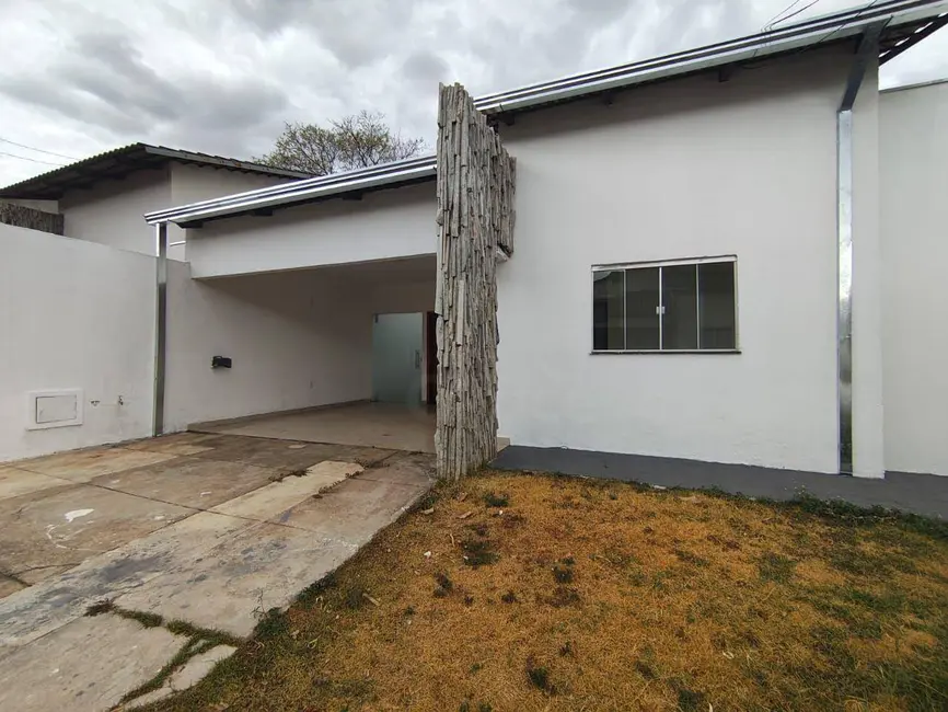 Foto 2 de Casa com 3 quartos à venda, 200m2 em Residencial Araguaia, Anapolis - GO