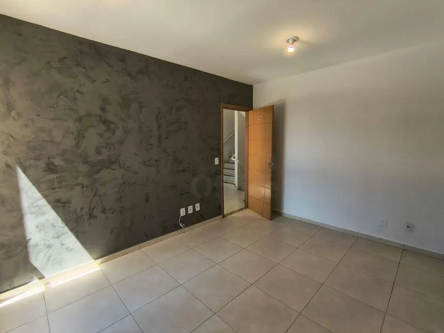 Foto 2 de Apartamento com 2 quartos à venda, 48m2 em Anapolis - GO