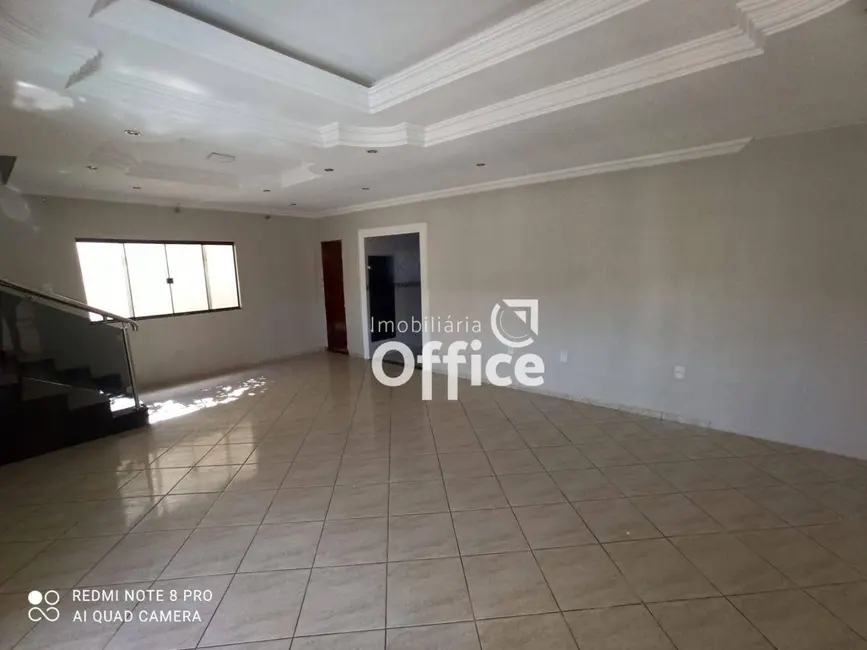 Sobrado com 6 quartos à venda, 368m2 em Anápolis City, Anapolis - GO - imagem 3 Foto 3 de Sobrado com 6 quartos à venda, 368m2 em Anápolis City, Anapolis - GO