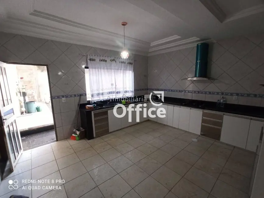 Sobrado com 6 quartos à venda, 368m2 em Anápolis City, Anapolis - GO - imagem 4 Foto 4 de Sobrado com 6 quartos à venda, 368m2 em Anápolis City, Anapolis - GO