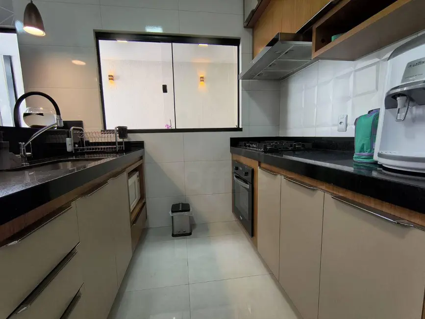 Foto 7 de Casa com 3 quartos à venda, 180m2 em Residencial Jardins do Lago, Anapolis - GO