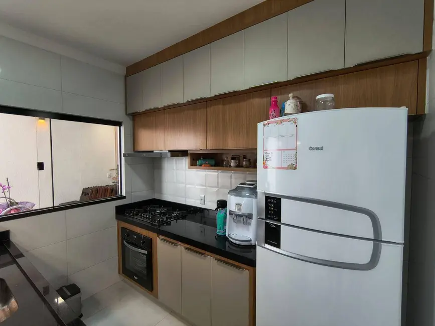 Foto 6 de Casa com 3 quartos à venda, 180m2 em Residencial Jardins do Lago, Anapolis - GO