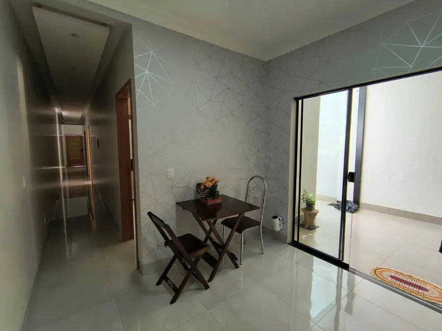 Foto 8 de Casa com 3 quartos à venda, 180m2 em Residencial Jardins do Lago, Anapolis - GO