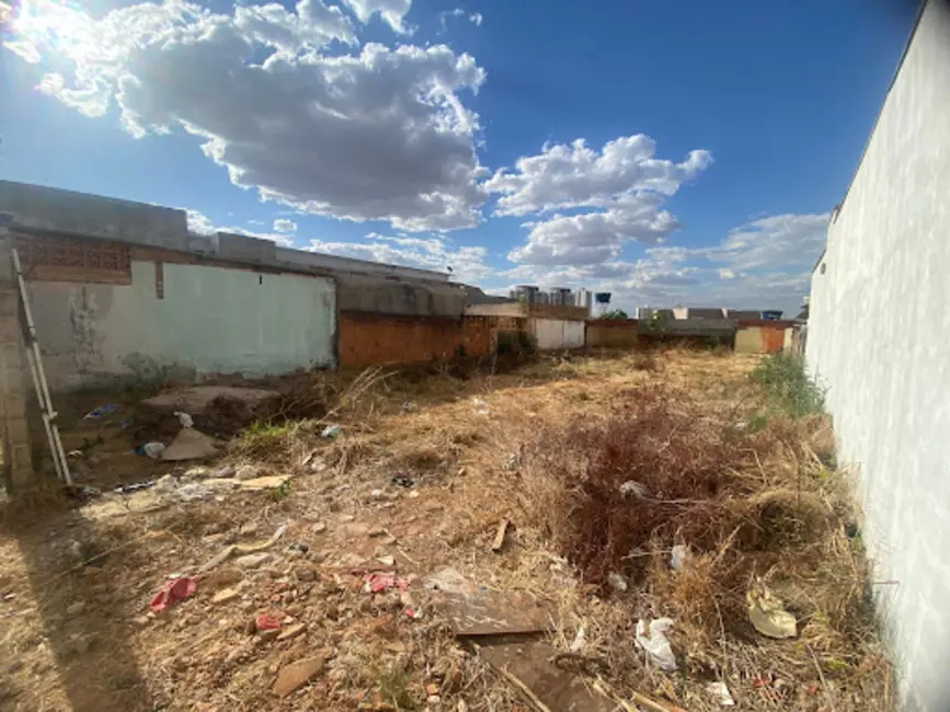 Foto 1 de Terreno / Lote à venda, 382m2 em JK Nova Capital, Anapolis - GO