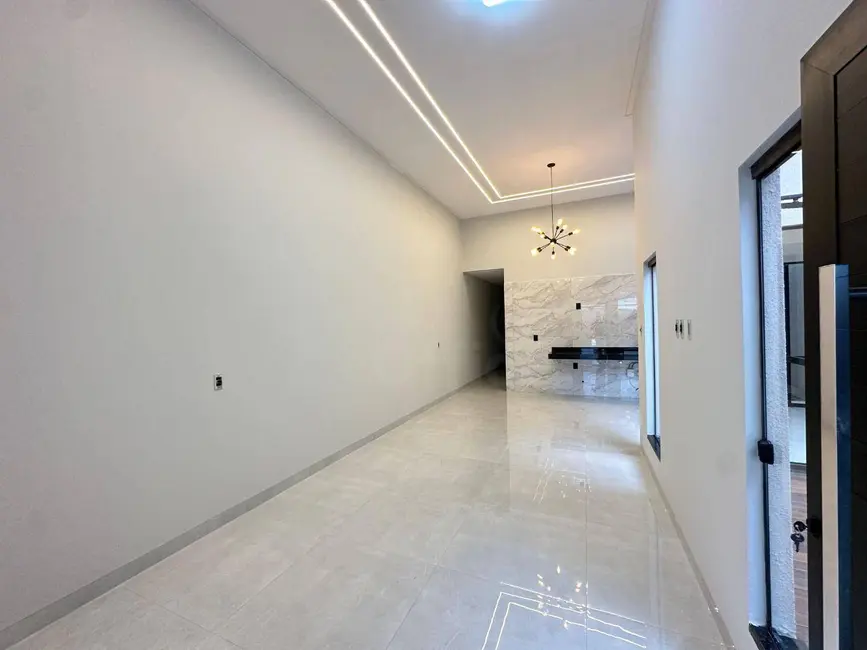 Casa com 3 quartos à venda, 211m2 em Anapolis - GO - imagem 3 Foto 3 de Casa com 3 quartos à venda, 211m2 em Anapolis - GO