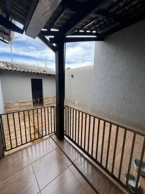 Casa com 3 quartos à venda, 300m2 em Jardim Flor de Liz, Anapolis - GO - imagem 6 Foto 6 de Casa com 3 quartos à venda, 300m2 em Jardim Flor de Liz, Anapolis - GO