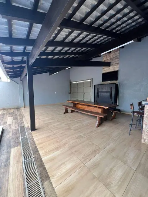 Casa com 3 quartos à venda, 300m2 em Jardim Flor de Liz, Anapolis - GO - imagem 9 Foto 9 de Casa com 3 quartos à venda, 300m2 em Jardim Flor de Liz, Anapolis - GO