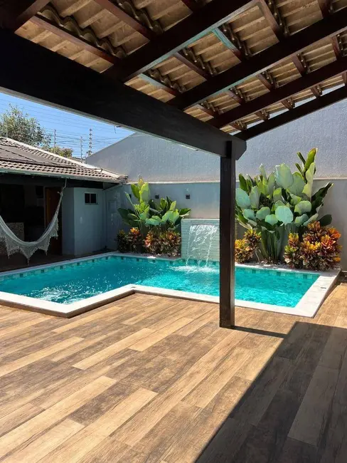Casa com 3 quartos à venda, 300m2 em Jardim Flor de Liz, Anapolis - GO - imagem 1 Foto 1 de Casa com 3 quartos à venda, 300m2 em Jardim Flor de Liz, Anapolis - GO
