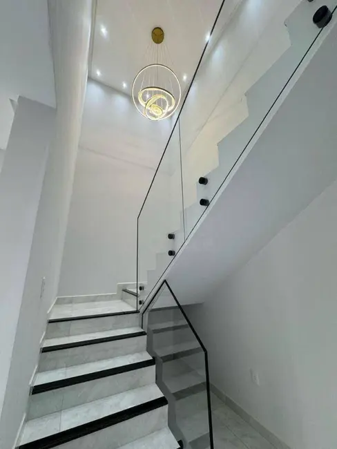 Sobrado com 3 quartos à venda, 180m2 em Jardim Europa, Anapolis - GO - imagem 9 Foto 9 de Sobrado com 3 quartos à venda, 180m2 em Jardim Europa, Anapolis - GO