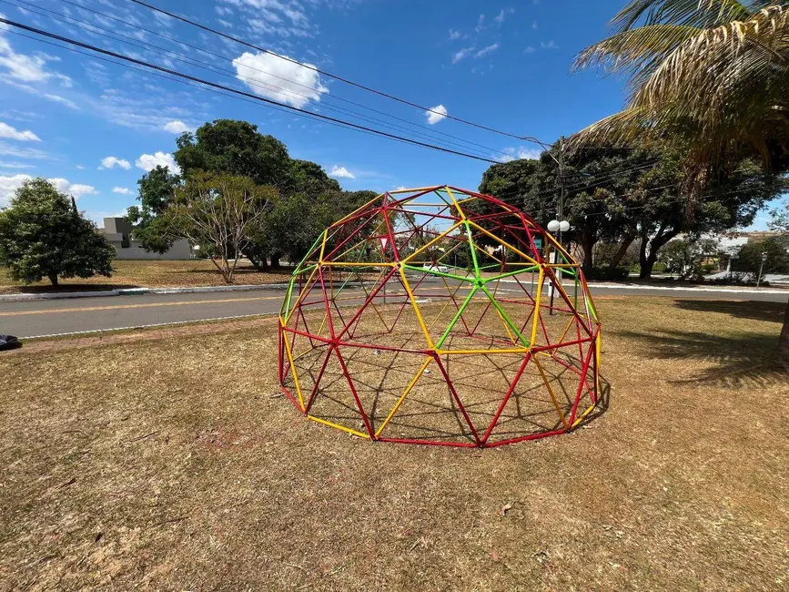 Foto 8 de Terreno / Lote à venda, 599m2 em Anapolis - GO