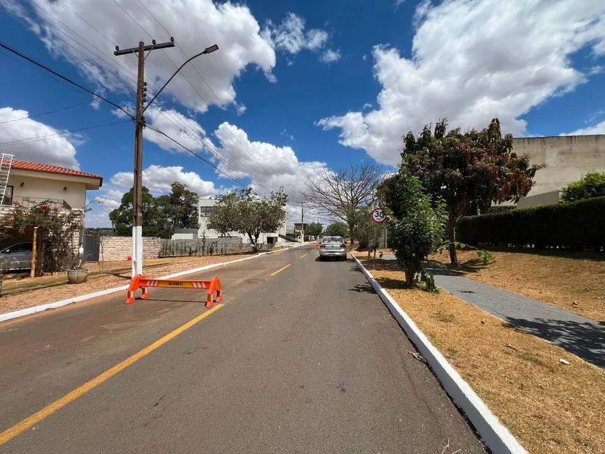 Foto 5 de Terreno / Lote à venda, 599m2 em Anapolis - GO