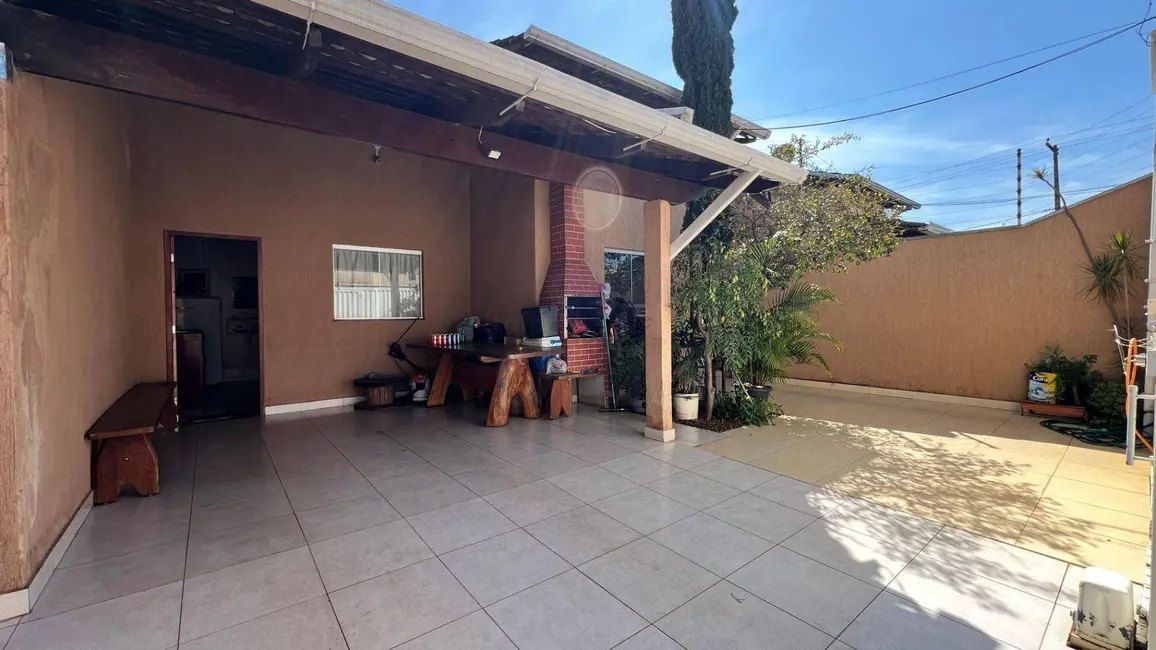 Foto 1 de Casa com 2 quartos à venda, 200m2 em Jardim Alvorada, Anapolis - GO