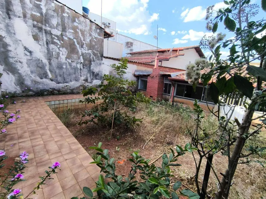 Casa com 5 quartos à venda, 396m2 em Jardim Nações Unidas, Anapolis - GO - imagem 8 Foto 8 de Casa com 5 quartos à venda, 396m2 em Jardim Nações Unidas, Anapolis - GO