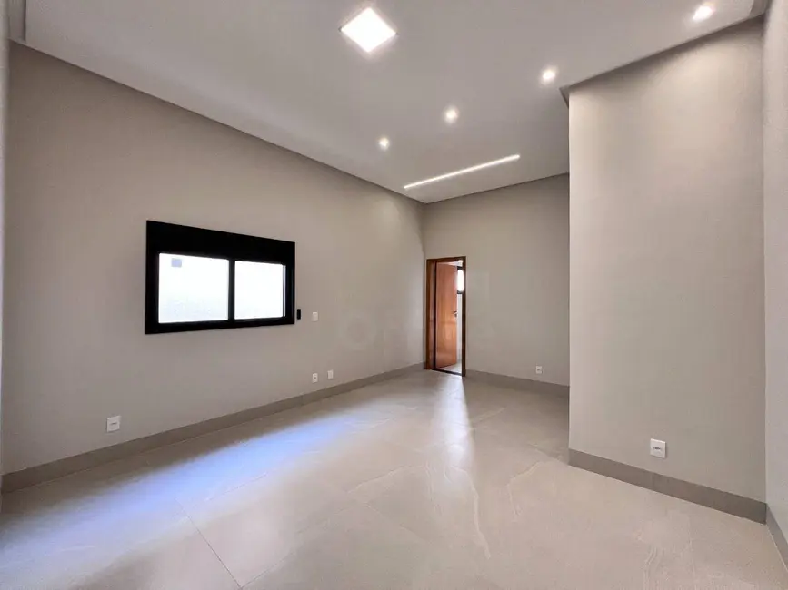 Foto 8 de Casa de Condomínio com 4 quartos à venda, 360m2 em Anapolis - GO