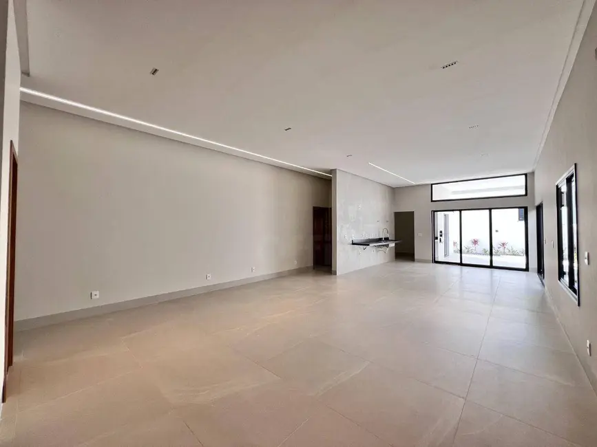 Foto 6 de Casa de Condomínio com 4 quartos à venda, 360m2 em Anapolis - GO