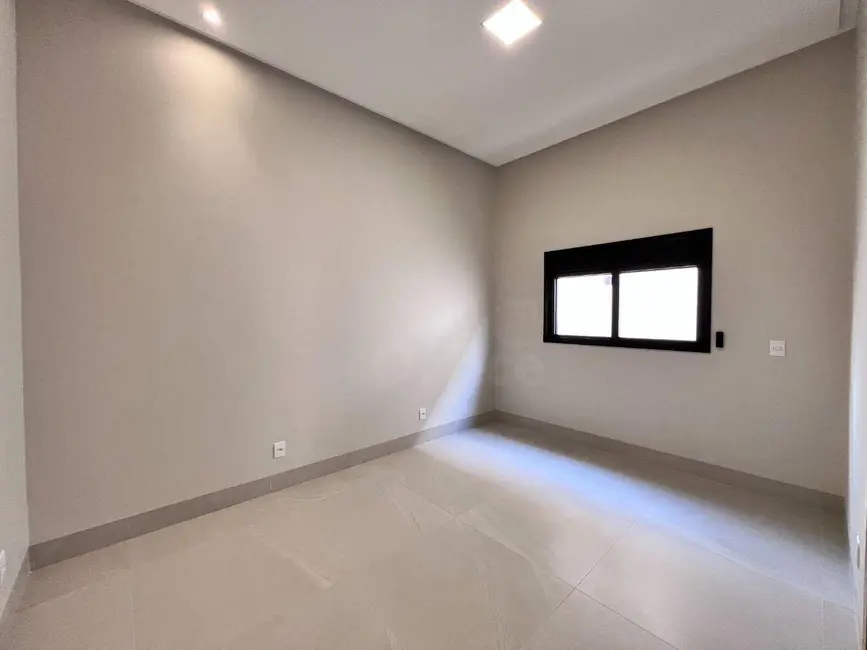 Foto 7 de Casa de Condomínio com 4 quartos à venda, 360m2 em Anapolis - GO
