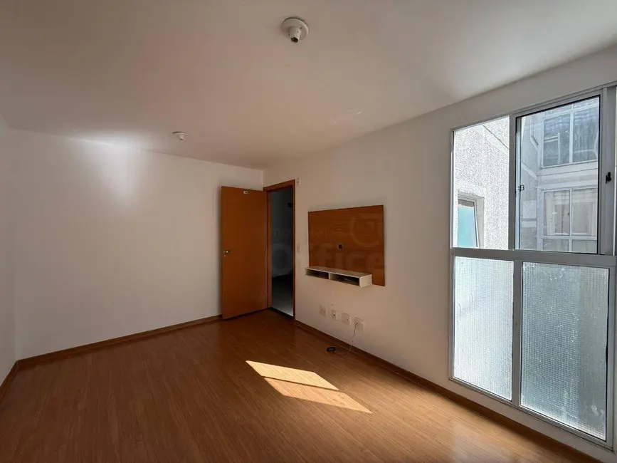 Foto 9 de Apartamento com 2 quartos à venda, 41m2 em Vila Jaiara, Anapolis - GO