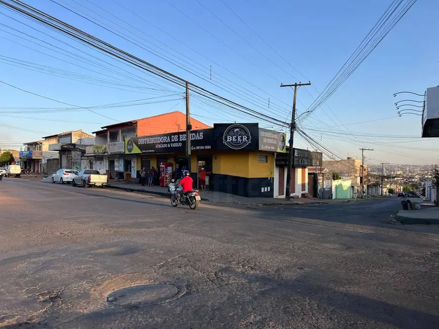 Foto 3 de Sala Comercial à venda, 520m2 em Jardim Alexandrina, Anapolis - GO