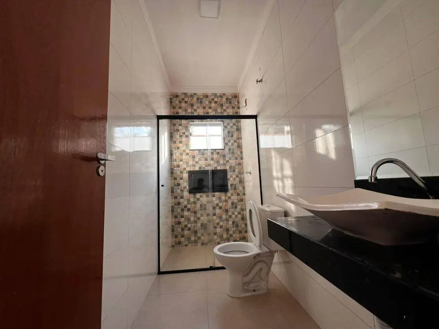 Casa com 3 quartos à venda, 150m2 em Setor Summerville, Anapolis - GO - imagem 9 Foto 9 de Casa com 3 quartos à venda, 150m2 em Setor Summerville, Anapolis - GO