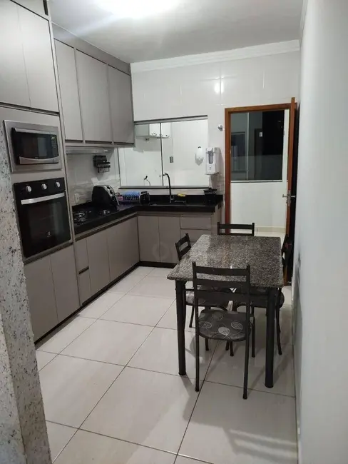 Casa com 2 quartos à venda, 88m2 em Jardim dos Ipês, Anapolis - GO - imagem 8 Foto 8 de Casa com 2 quartos à venda, 88m2 em Jardim dos Ipês, Anapolis - GO