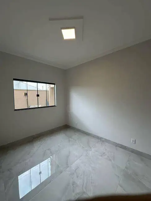 Casa com 3 quartos à venda, 250m2 em Jardim Arco Verde, Anapolis - GO - imagem 5 Foto 5 de Casa com 3 quartos à venda, 250m2 em Jardim Arco Verde, Anapolis - GO