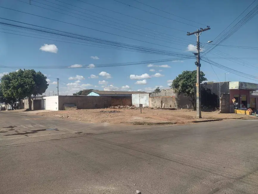 Foto 4 de Terreno / Lote à venda, 325m2 em Víviam Parque, Anapolis - GO