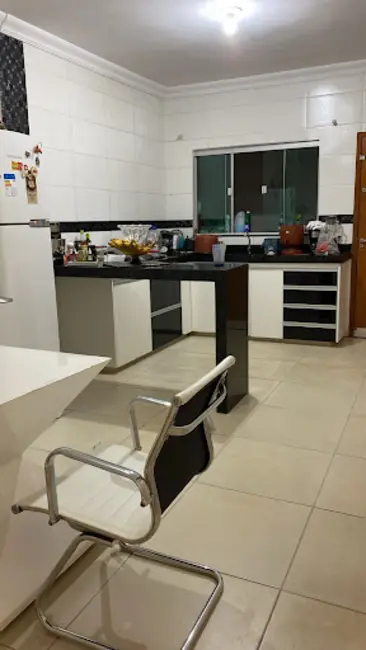 Foto 4 de Casa com 3 quartos à venda, 200m2 em Residencial Vale do Sol, Anapolis - GO