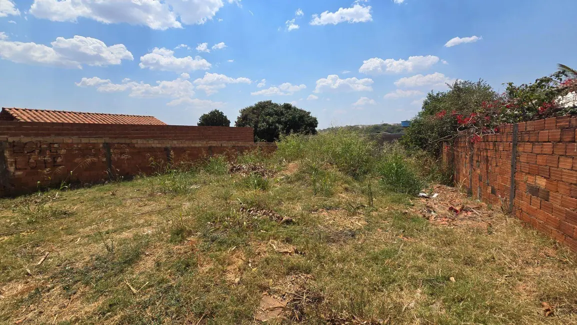 Foto 3 de Terreno / Lote à venda, 360m2 em Jibran El Hadj, Anapolis - GO