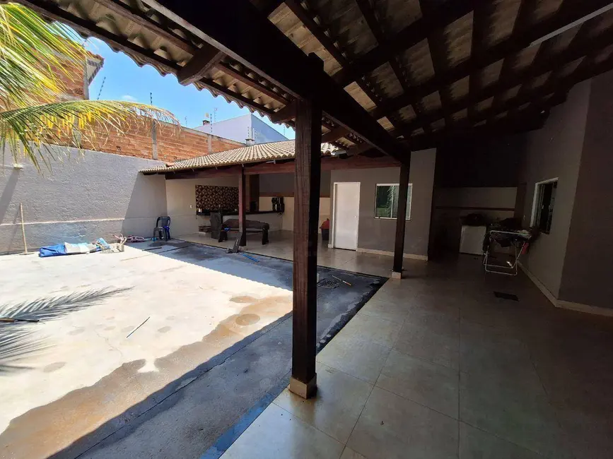 Foto 6 de Casa com 3 quartos à venda, 300m2 em Parque Brasília 2ª Etapa, Anapolis - GO