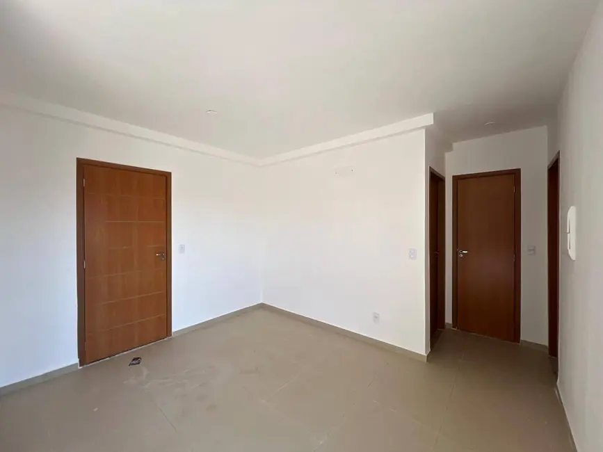 Foto 2 de Apartamento com 2 quartos para alugar, 55m2 em Vila Industrial, Anapolis - GO