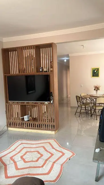 Casa com 3 quartos à venda, 180m2 em Eldorado, Anapolis - GO - imagem 1 Foto 1 de Casa com 3 quartos à venda, 180m2 em Eldorado, Anapolis - GO