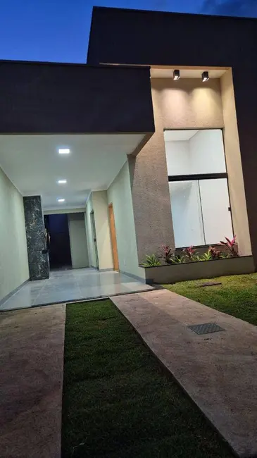 Foto 2 de Casa com 3 quartos à venda, 150m2 em Jibran El Hadj, Anapolis - GO