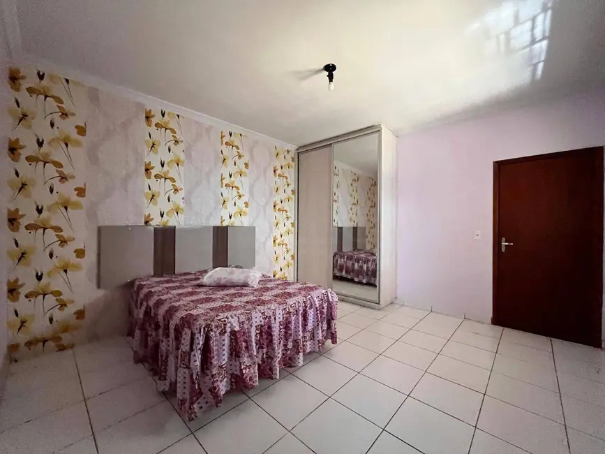 Foto 9 de Casa com 3 quartos para alugar, 360m2 em Jundiaí, Anapolis - GO