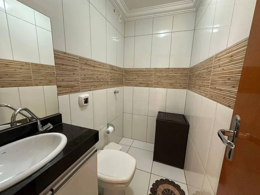 Casa com 3 quartos à venda, 300m2 em Parque Brasília 2ª Etapa, Anapolis - GO - imagem 8 Foto 8 de Casa com 3 quartos à venda, 300m2 em Parque Brasília 2ª Etapa, Anapolis - GO