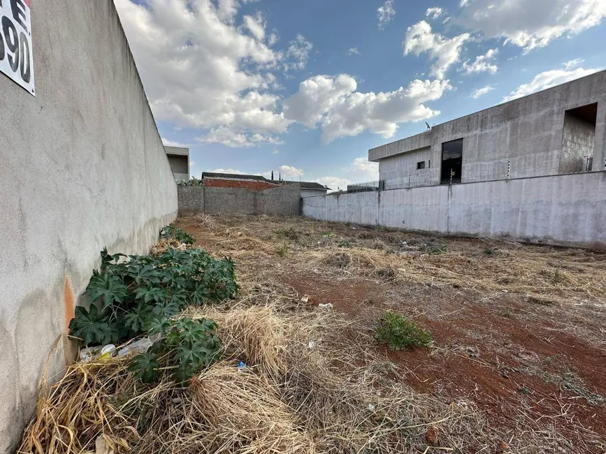 Foto 3 de Terreno / Lote à venda, 450m2 em Anápolis City, Anapolis - GO