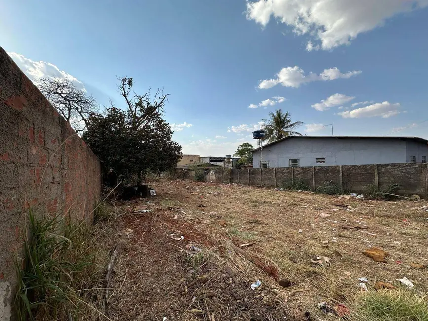 Foto 3 de Terreno / Lote à venda, 360m2 em Santo Antônio, Anapolis - GO