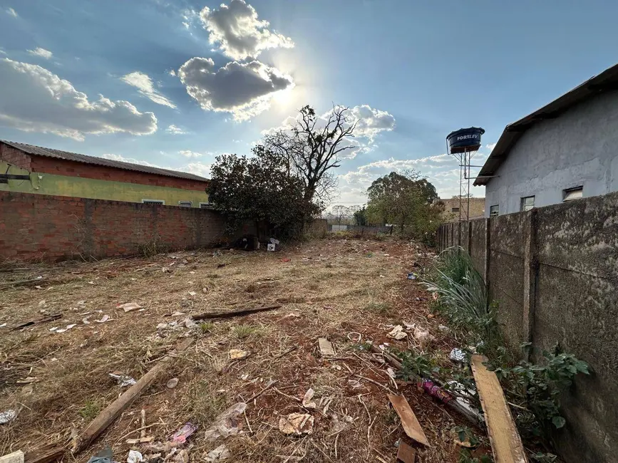 Foto 2 de Terreno / Lote à venda, 360m2 em Santo Antônio, Anapolis - GO