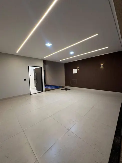 Casa com 3 quartos à venda, 211m2 em Anapolis - GO - imagem 3 Foto 3 de Casa com 3 quartos à venda, 211m2 em Anapolis - GO