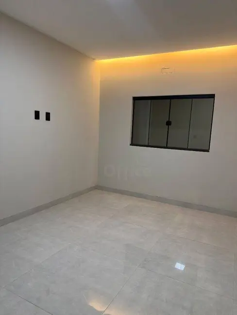 Casa com 3 quartos à venda, 211m2 em Anapolis - GO - imagem 9 Foto 9 de Casa com 3 quartos à venda, 211m2 em Anapolis - GO