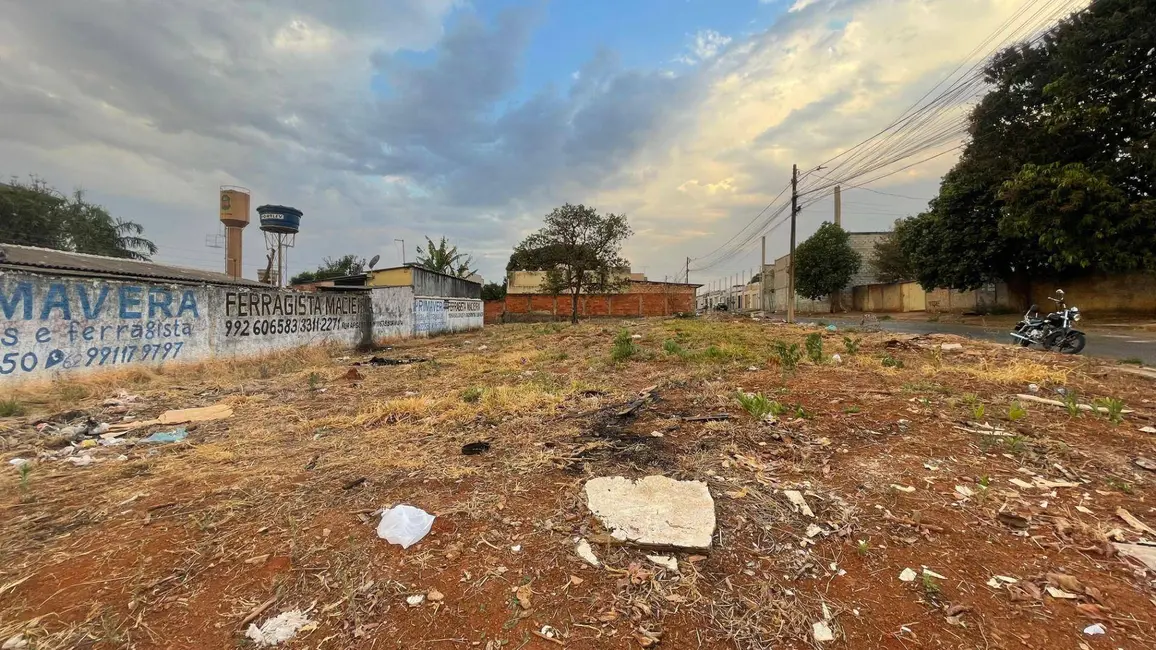 Foto 1 de Terreno / Lote à venda, 415m2 em Gran Ville, Anapolis - GO