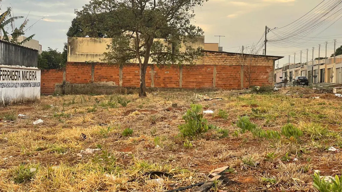 Foto 3 de Terreno / Lote à venda, 415m2 em Gran Ville, Anapolis - GO
