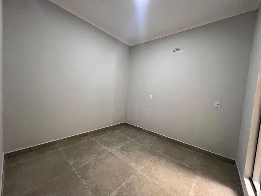 Casa com 3 quartos à venda, 100m2 em Residencial Monte Sinai, Anapolis - GO - imagem 8 Foto 8 de Casa com 3 quartos à venda, 100m2 em Residencial Monte Sinai, Anapolis - GO