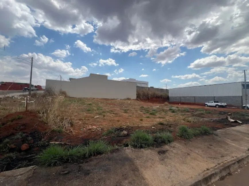 Foto 1 de Terreno / Lote à venda, 357m2 em Residencial Monte Sinai, Anapolis - GO
